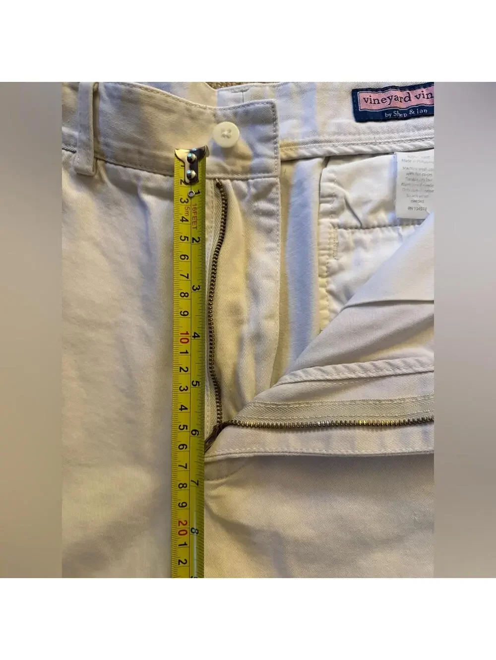 Vineyard Vines Club Short in Stone 34